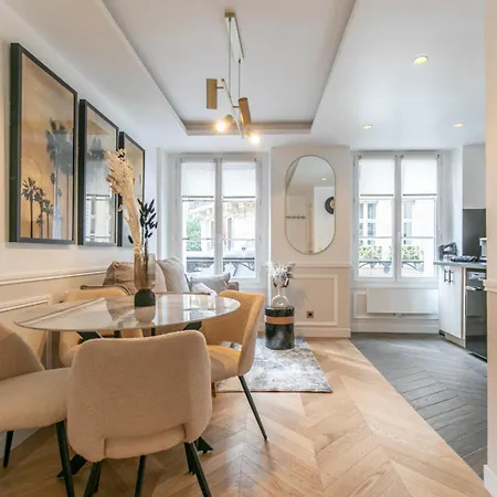 Mba - Louvres - Luxury Parigi